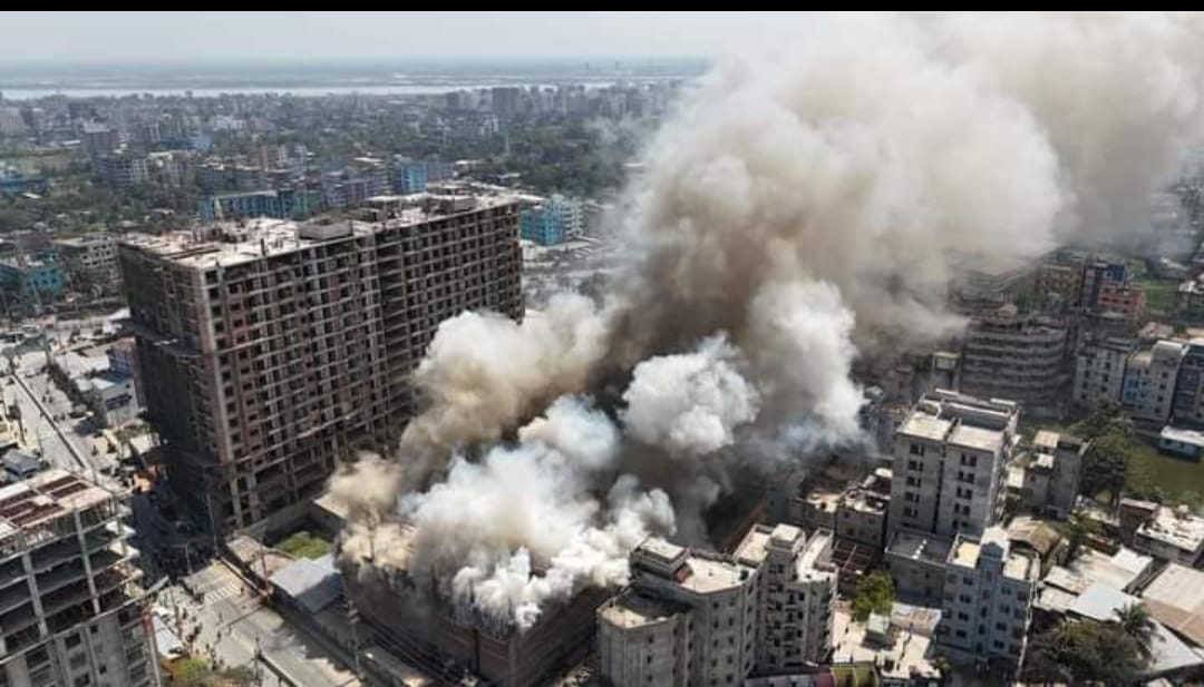 Fire Erupts Cold Storage in Bakalia, Ctg